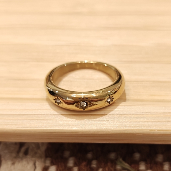 Set Of Six Rings Size 6 - Picture 4 of 8